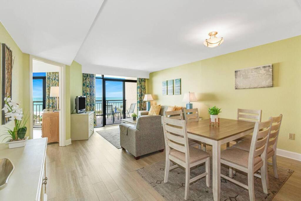 Breathtaking Oceanfront Suite Grand Cayman 451 Миртл-Бич Экстерьер фото